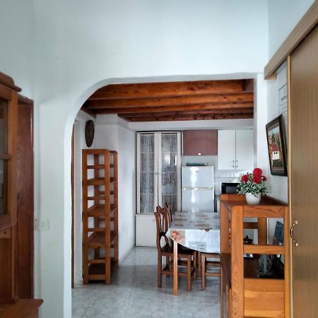 Casa Antonia Reyes, A La Sombra De Famara Apartment Munique Exterior foto