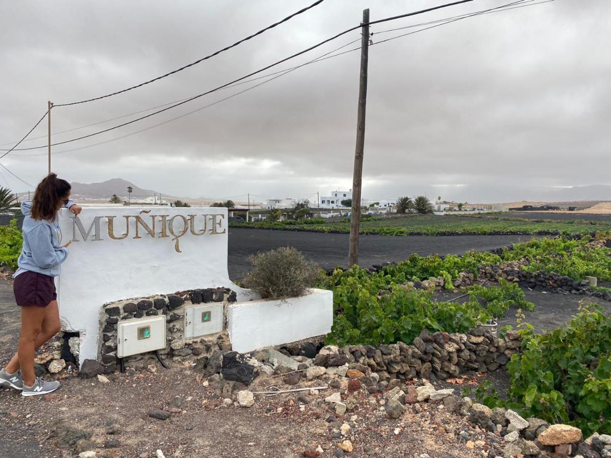 Casa Antonia Reyes, A La Sombra De Famara Apartment Munique Exterior foto