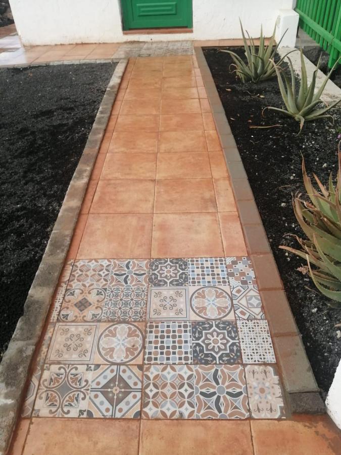 Casa Antonia Reyes, A La Sombra De Famara Apartment Munique Exterior foto