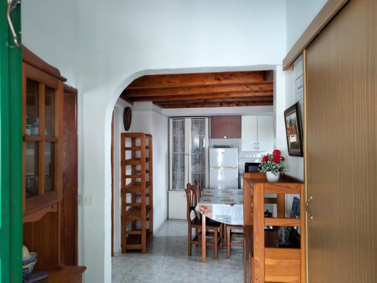 Casa Antonia Reyes, A La Sombra De Famara Apartment Munique Exterior foto