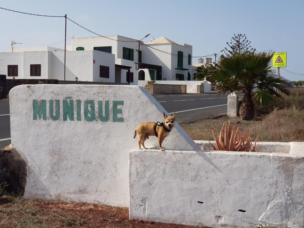 Casa Antonia Reyes, A La Sombra De Famara Apartment Munique Exterior foto