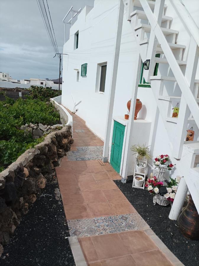 Casa Antonia Reyes, A La Sombra De Famara Apartment Munique Exterior foto