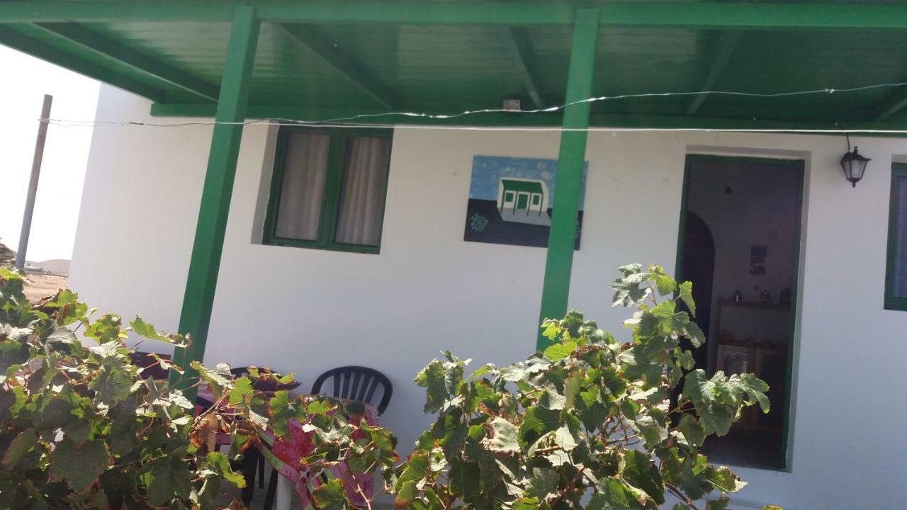 Casa Antonia Reyes, A La Sombra De Famara Apartment Munique Exterior foto