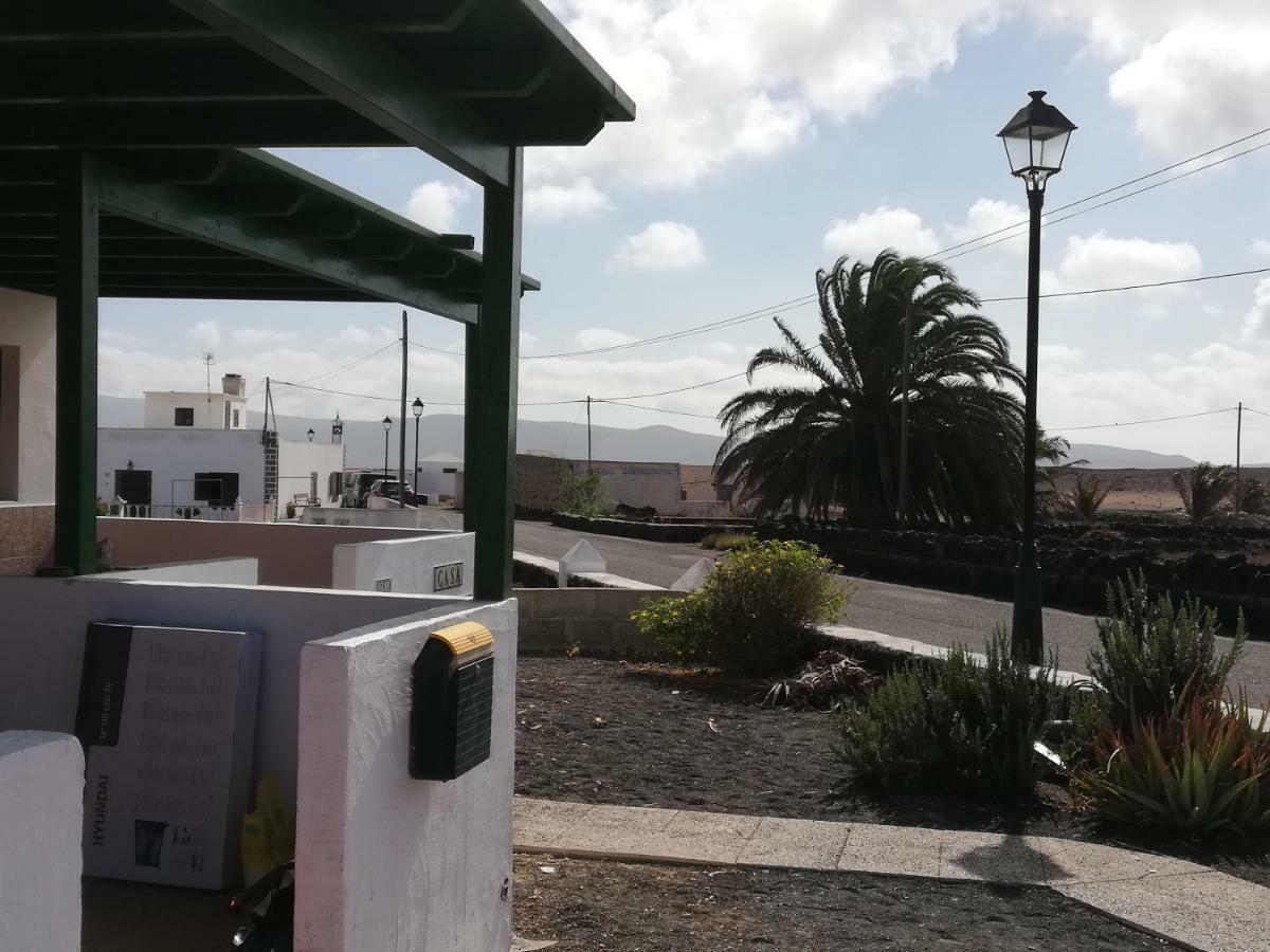 Casa Antonia Reyes, A La Sombra De Famara Apartment Munique Exterior foto