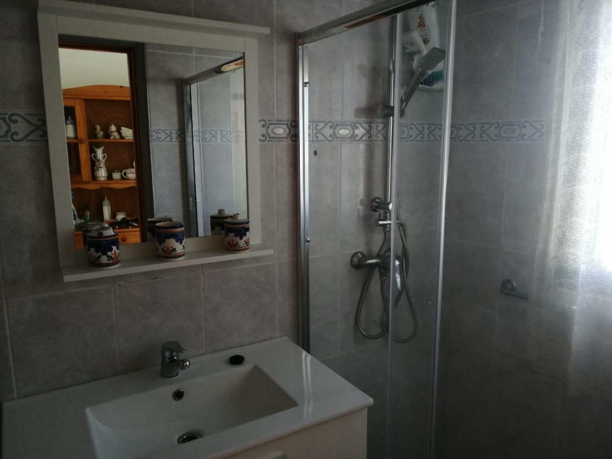 Casa Antonia Reyes, A La Sombra De Famara Apartment Munique Exterior foto
